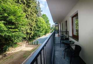Отели типа «постель и завтрак» Villa Obis Шклярска-Поремба Двухместный номер с 1 кроватью и балконом-6
